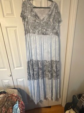 Boho Tiered V-Neck Maxi Dress - Light Blue & Gray by Wonderly 2X